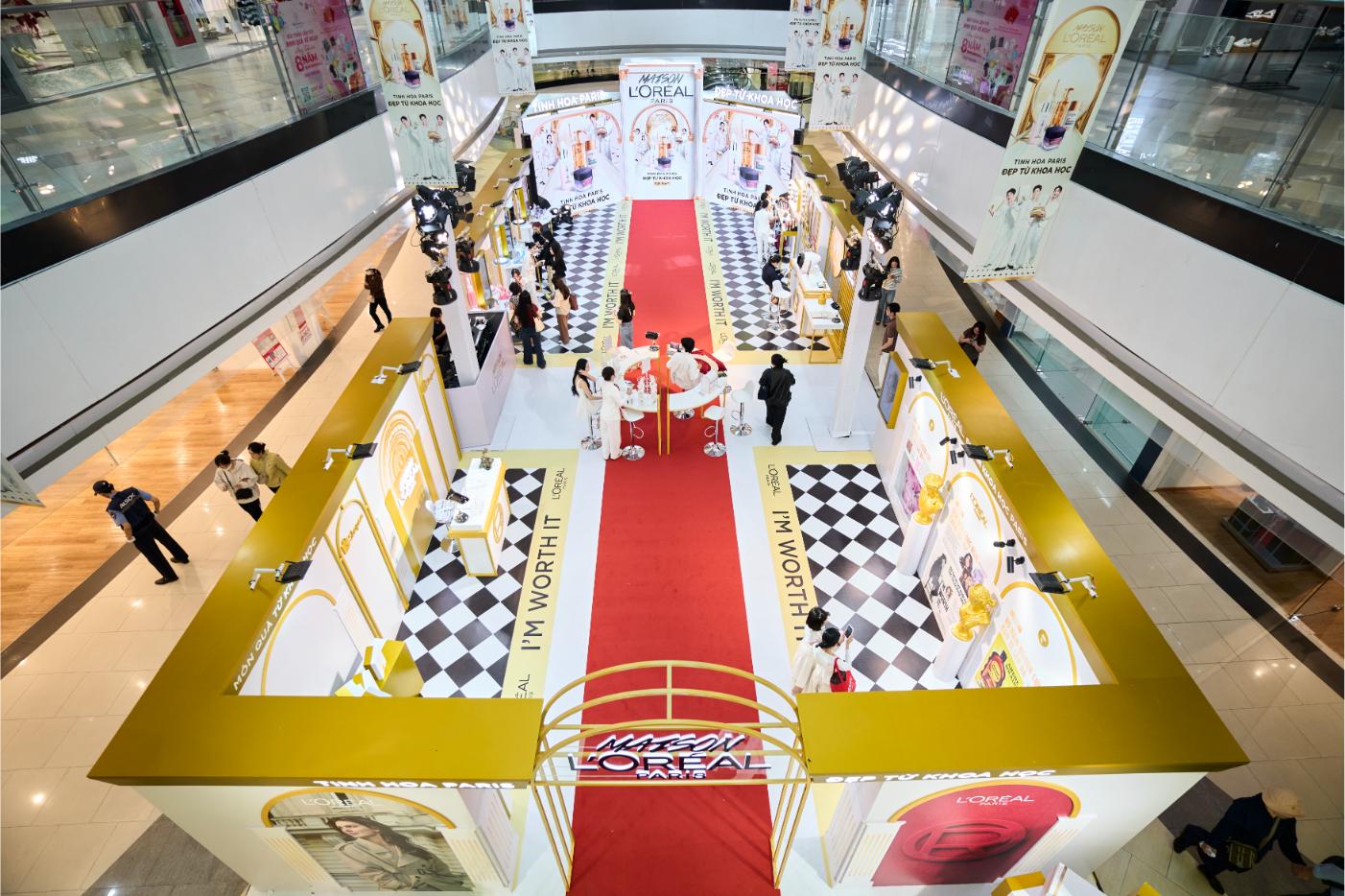 Ngôi nhà khoa học của L’Oréal Paris đã trở lại Nơi khoa học thắp sáng vẻ đẹp đích thực Không gian sự kiện 1 Ngôi nhà khoa học của L’Oréal Paris đã trở lại Nơi khoa học thắp sáng vẻ đẹp đích thực