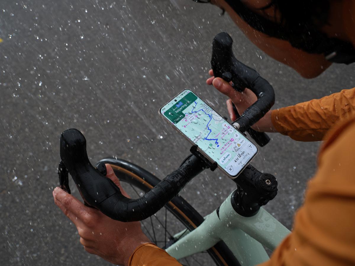 REDMI Note 15 Series chính thức ra mắt tại Việt Nam với Chi Pu là đại sứ thương hiệu REDMI Note 15 Pro 5G Water resistance REDMI Note 15 Series chính thức ra mắt tại Việt Nam với Chi Pu là đại sứ thương hiệu