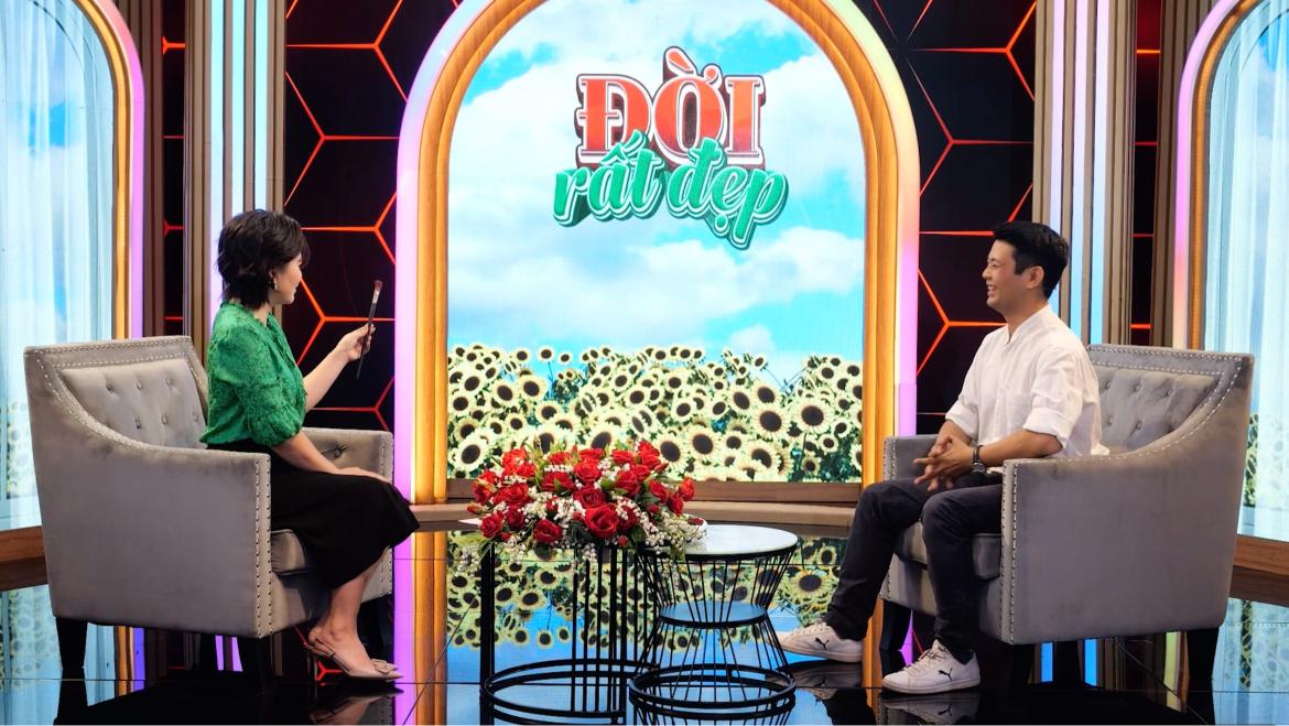 Đời Rất Đẹp Thạc sĩ Vũ Xuân Thành   20 năm giữ lửa yêu thương cho các bé chất độc màu da cam