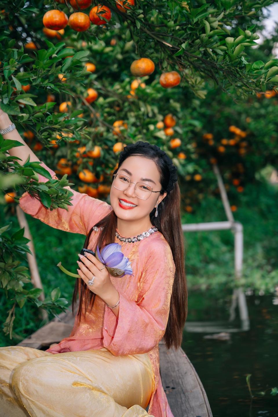 Hoàng Thanh Nga 6 Hoa hậu Hoàng Thanh Nga về thăm vùng đất Sa Đéc những ngày giáp Tết