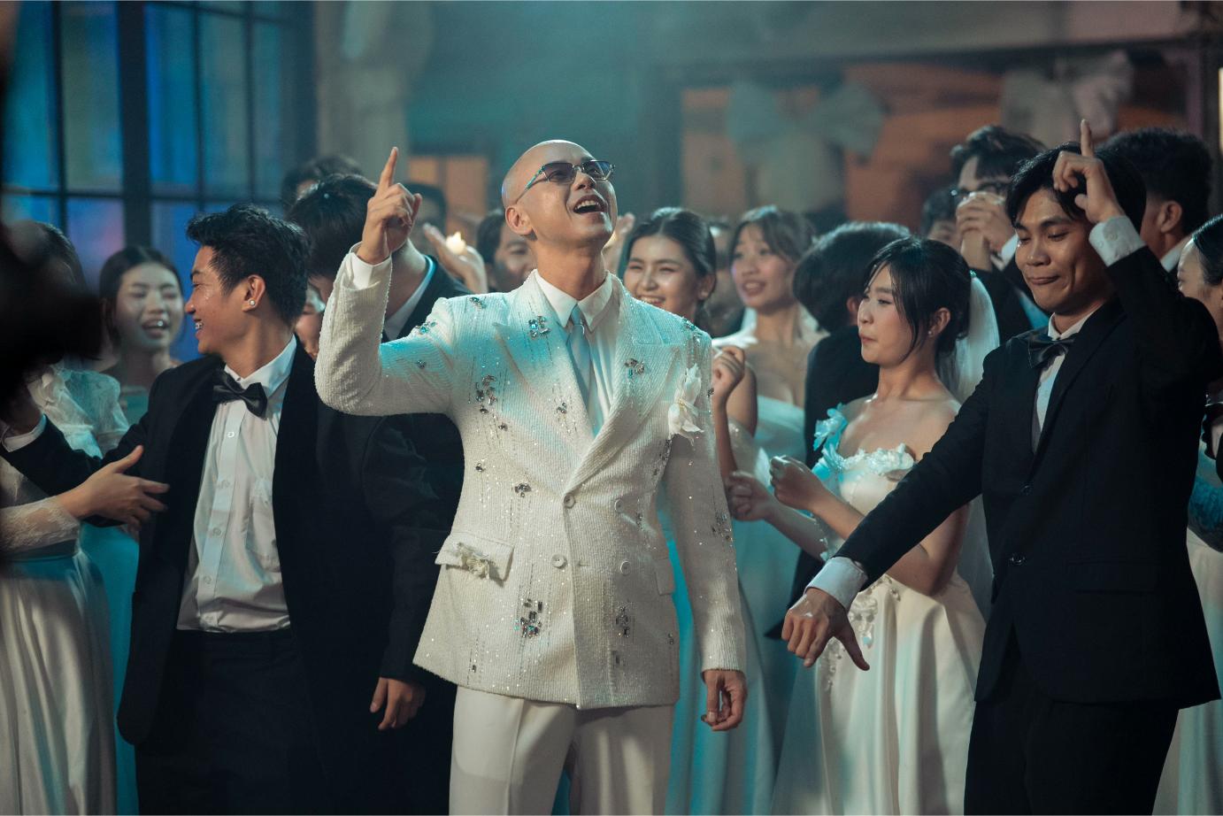 Phan Đinh Tùng 4 Ông hoàng sinh nhật Phan Đình Tùng ra mắt MV ngọt ngào mùa valentine