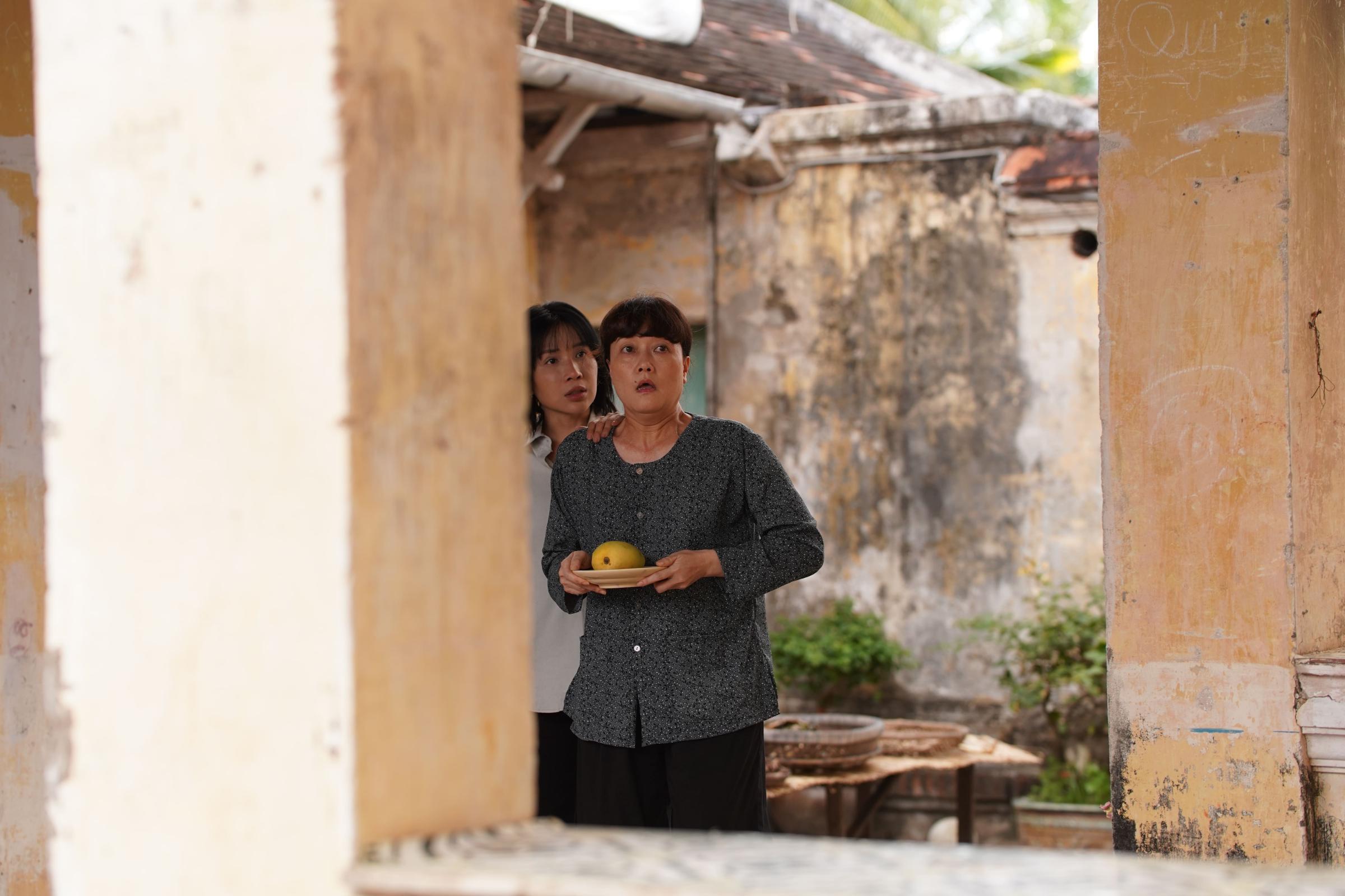 Quỷ Nhập Tràng 2 3 Khả Như đối diện “nghiệp báo” gia tộc trong Quỷ Nhập Tràng 2, Quang Tuấn liệu có cứu nổi?