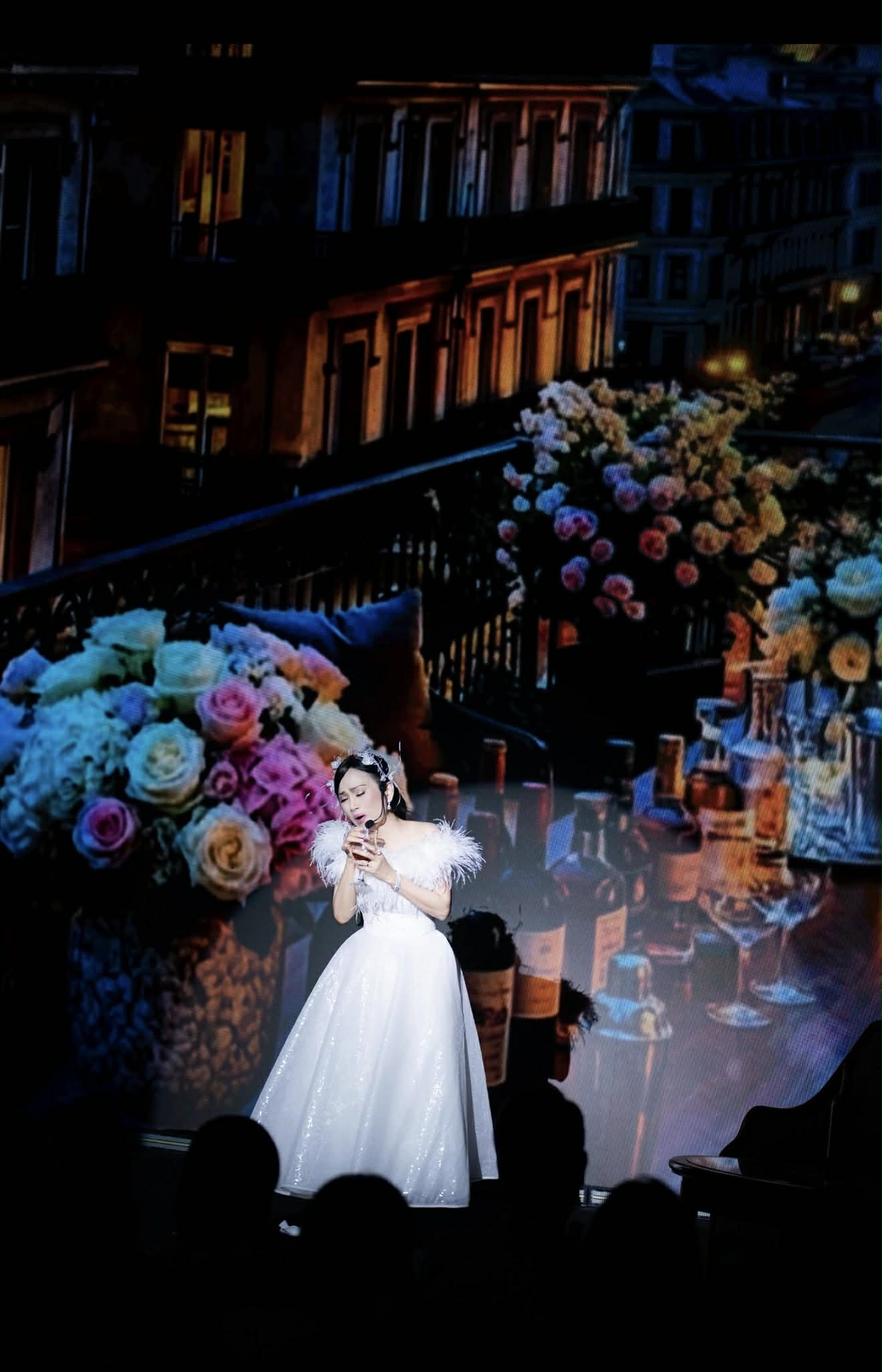  Đêm nhạc ‘triệu đô’ bên bến Bạch Đằng: Hà Phương khẳng định đẳng cấp nghệ thuật ngày trở về