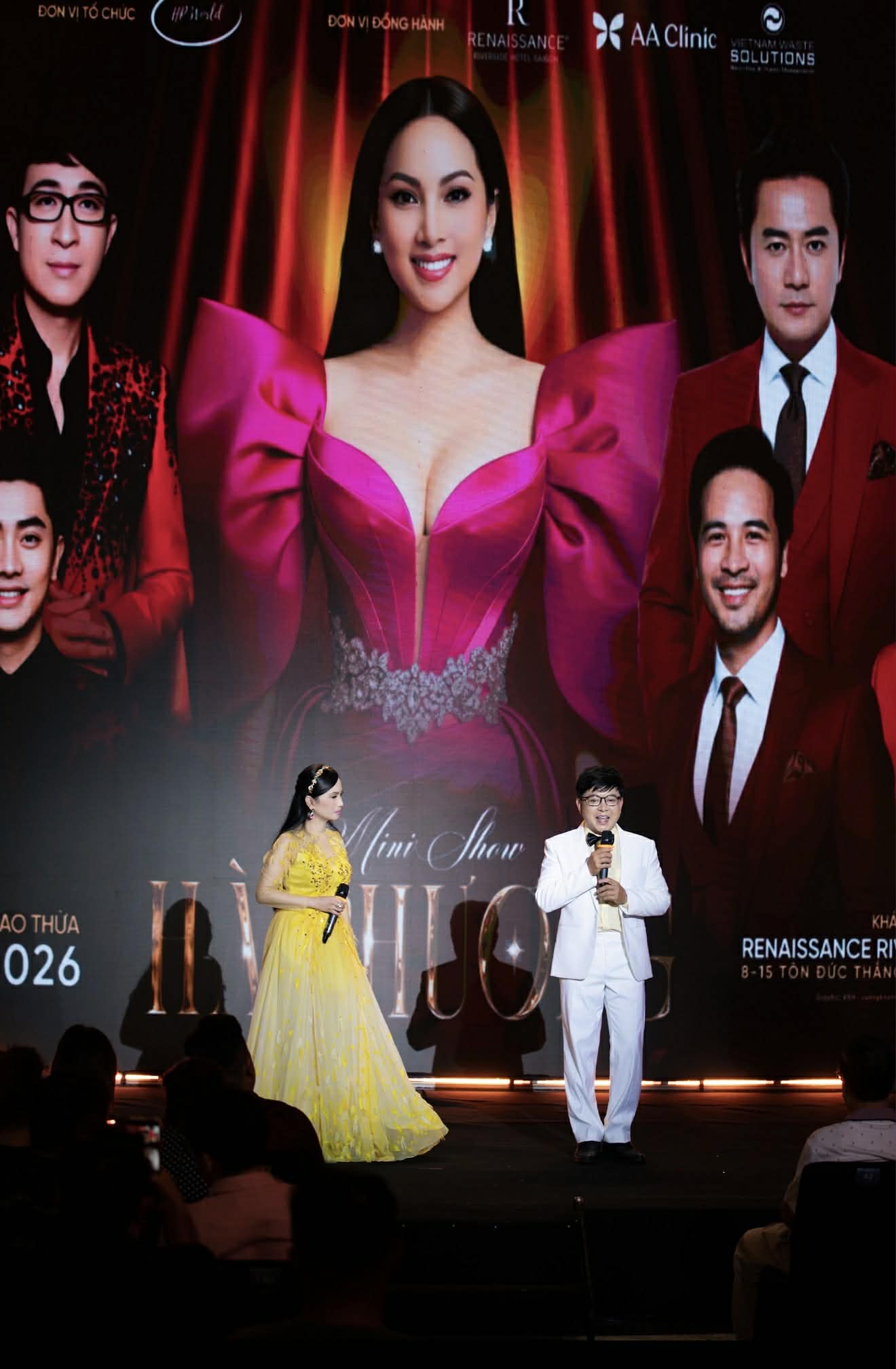  Đêm nhạc ‘triệu đô’ bên bến Bạch Đằng: Hà Phương khẳng định đẳng cấp nghệ thuật ngày trở về