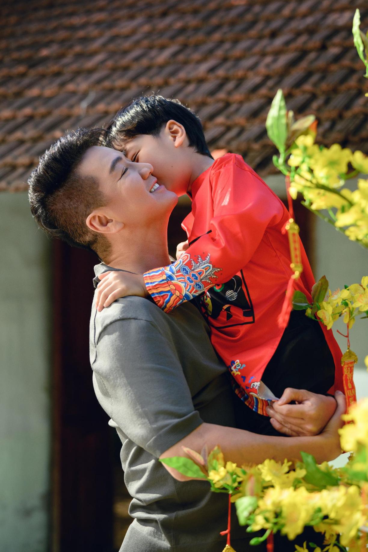 Đàm Vĩnh Hưng 1 Đàm Vĩnh Hưng ra mắt MV tri ân sự hi sinh thầm lặng của những người chiến sĩ