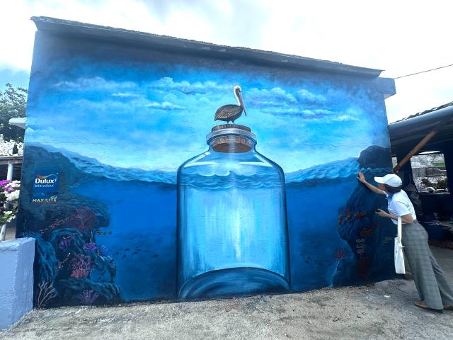 Bảo tồn hệ sinh thái biển tại đặc khu đảo Lý Sơn thông qua sáng kiến Let’s Colour từ AkzoNobel AkzoNobel không chỉ đơn thuần sơn lại các bức tường mà còn góp phần bảo tồn di sản văn hóa và thiên nhiên nâng cao nhận thức cộng đồng về việc bảo vệ môi trường biển Bảo tồn hệ sinh thái biển tại đặc khu đảo Lý Sơn thông qua sáng kiến Let’s Colour từ AkzoNobel