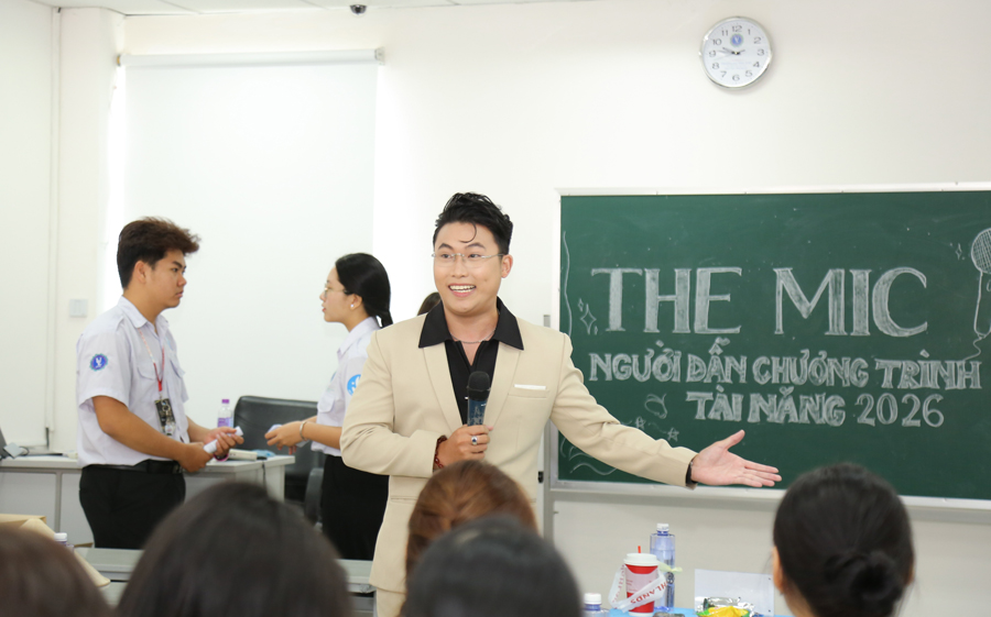 MC Phước Đạt – Quý quân The Mic 2022 “Cầm cân nảy mực” tại cuộc thi THE MIC 2026 Bản sao của LVHQ 0125 MC Phước Đạt – Quý quân The Mic 2022 “Cầm cân nảy mực” tại cuộc thi THE MIC 2026