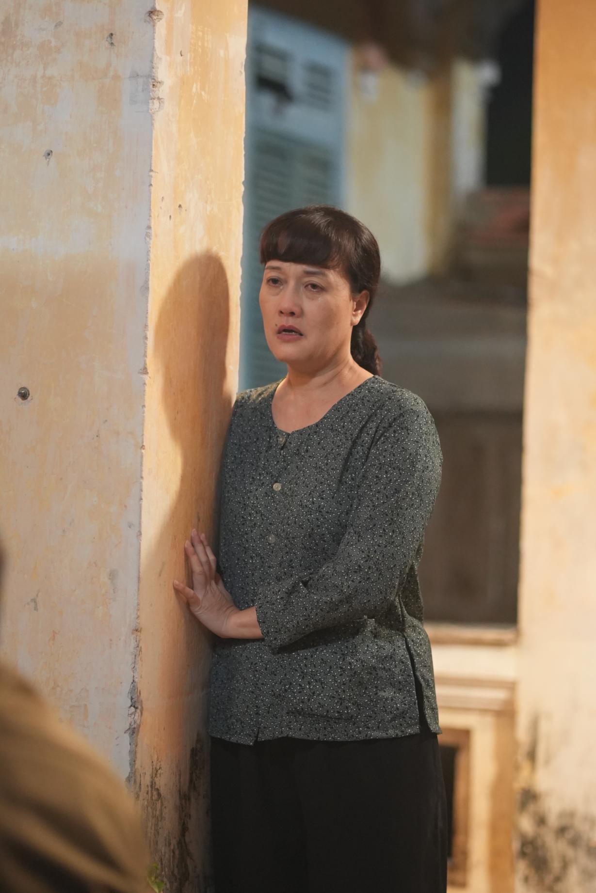 quy nhap trang 2 1 Tân binh thay Khả Như thực hiện cảnh ăn đồ sống trong Quỷ Nhập Tràng 2 là ai?