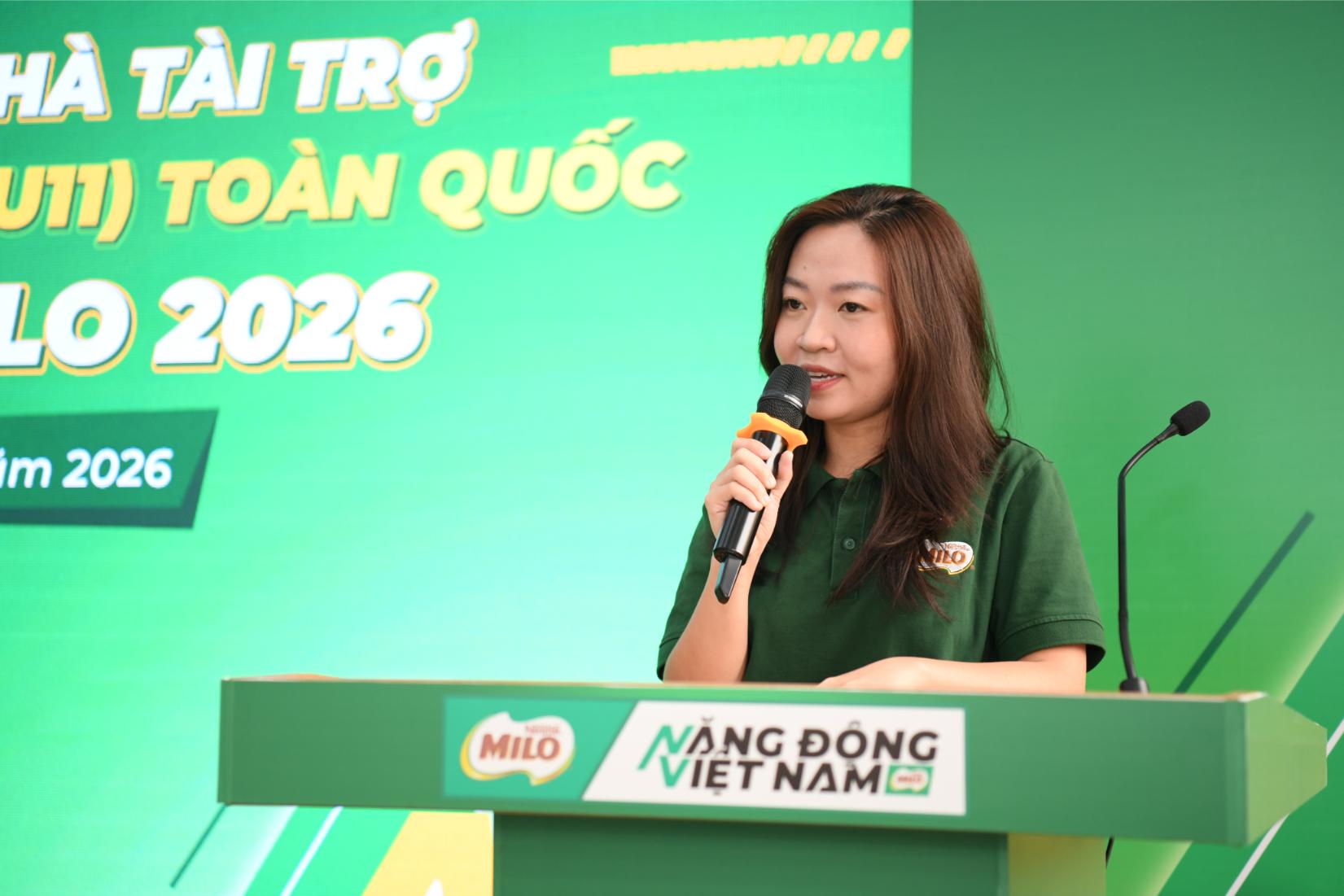 Nestlé MILO tiếp tục đồng hành cùng giải Bóng đá Nhi đồng (U11) Toàn quốc 2026 Bà Nguyễn Thanh Thảo Đại diện nhãn hàng Nestlé MILO tại sự kiện Nestlé MILO tiếp tục đồng hành cùng giải Bóng đá Nhi đồng (U11) Toàn quốc 2026