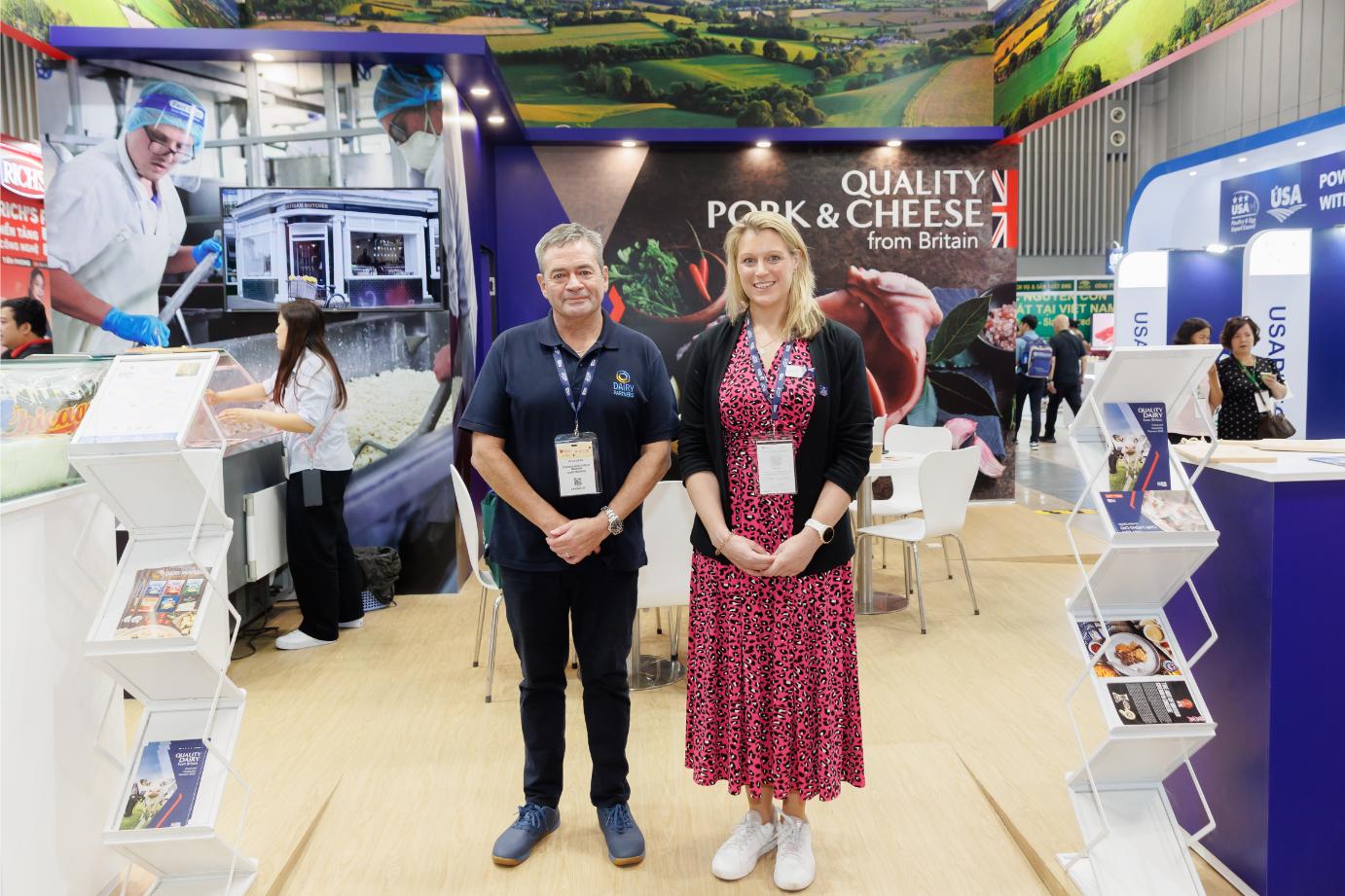 Thịt lợn Anh Quốc: Tiêu chuẩn Vàng mới cho Thị trường Thịt và Phụ phẩm Việt Nam CrzWlkr 9635 Thịt lợn Anh Quốc: Tiêu chuẩn Vàng mới cho Thị trường Thịt và Phụ phẩm Việt Nam