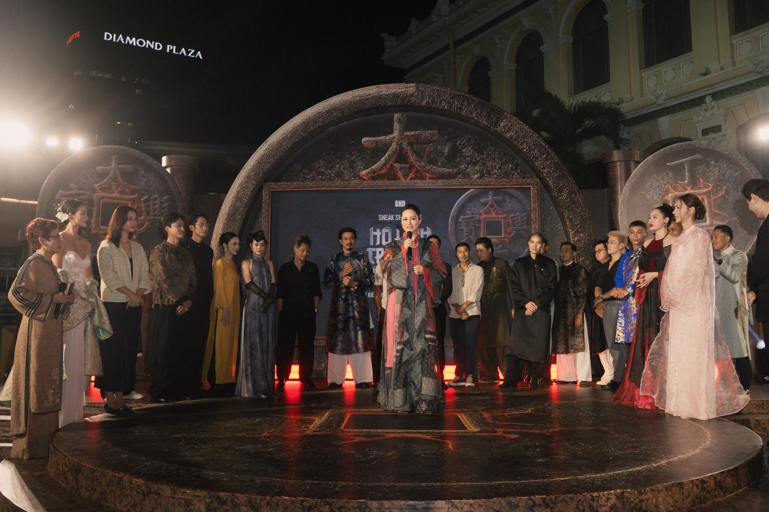 Hộ Linh Tráng Sĩ – Bí ẩn mộ Vua Đinh: Khát vọng chạm tới giấc mơ điện ảnh Việt Diễn viên Đỗ Thị Hải Yến phát biểu Hộ Linh Tráng Sĩ – Bí ẩn mộ Vua Đinh: Khát vọng chạm tới giấc mơ điện ảnh Việt