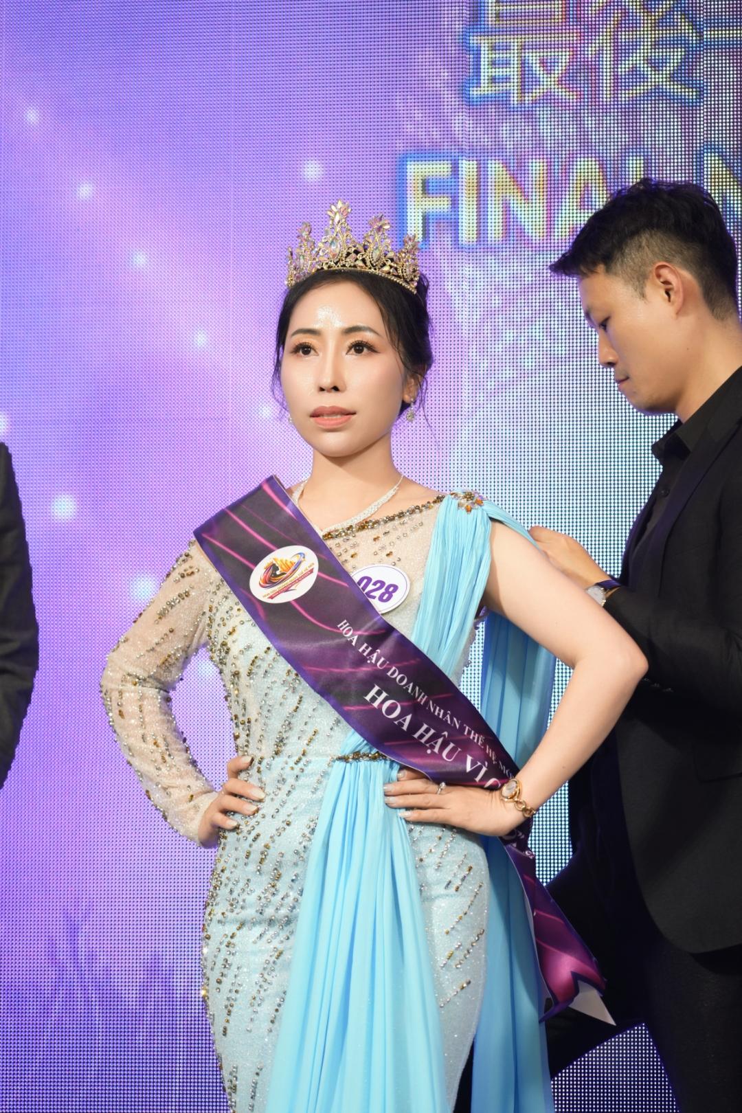 Hoa hậu Doanh Nhân Thế Hệ Mới 2026 3 Người đẹp Nguyễn Mỹ Hiền xuất sắc đạt danh hiệu Hoa hậu Vì Cộng Đồng