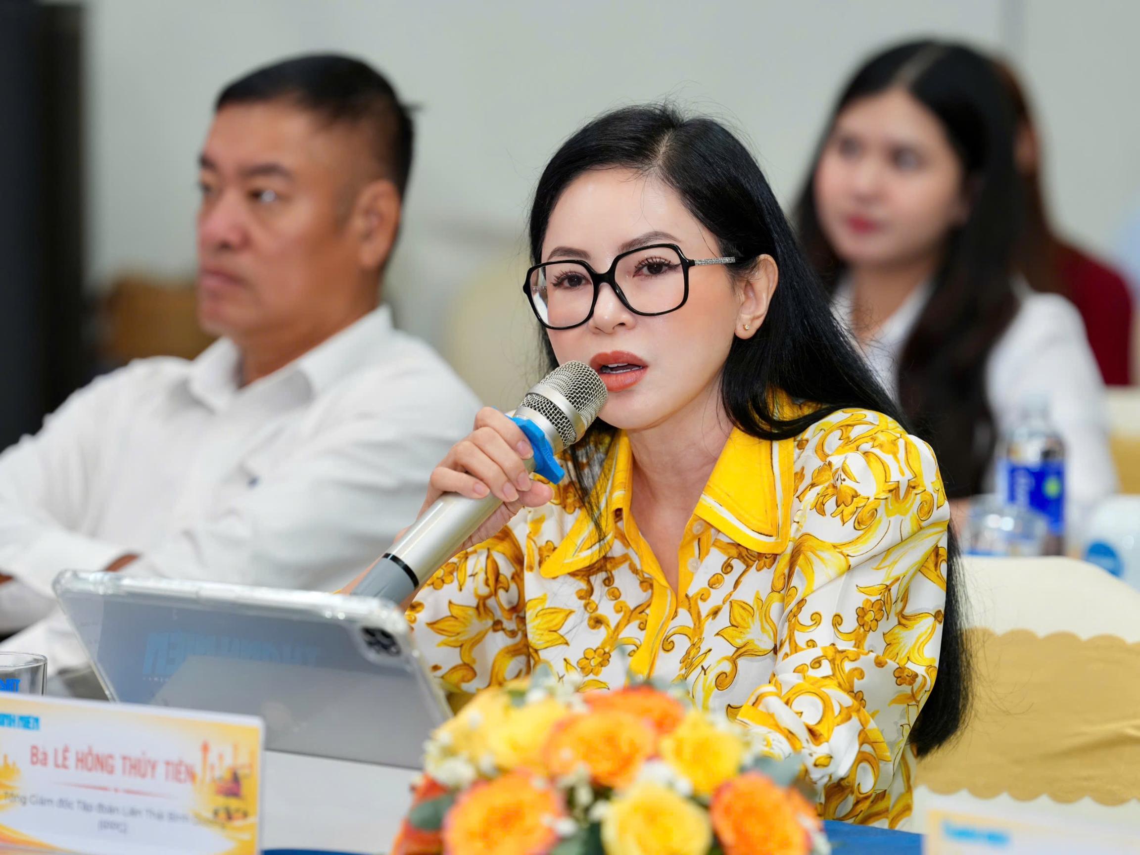 Lê Hồng Thuỷ Tiên 1 Doanh nhân Lê Hồng Thuỷ Tiên đề xuất xây dựng outlet quy mô Quốc gia