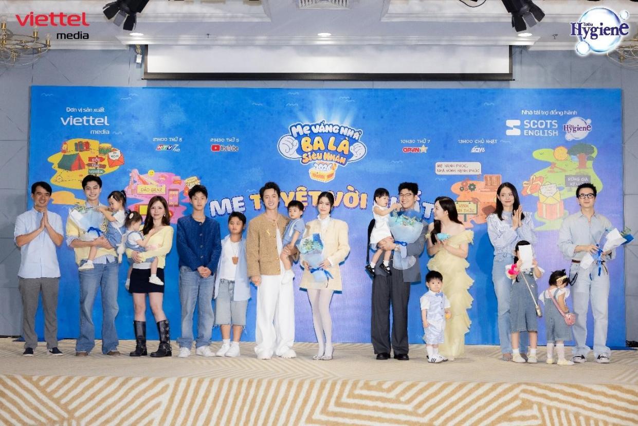 Mẹ Vắng Nhà Ba Là Siêu Nhân 2026 Trương Mỹ Nhân   Phí Ngọc Hưng quay trở lại Mẹ Vắng Nhà Ba Là Siêu Nhân 2026