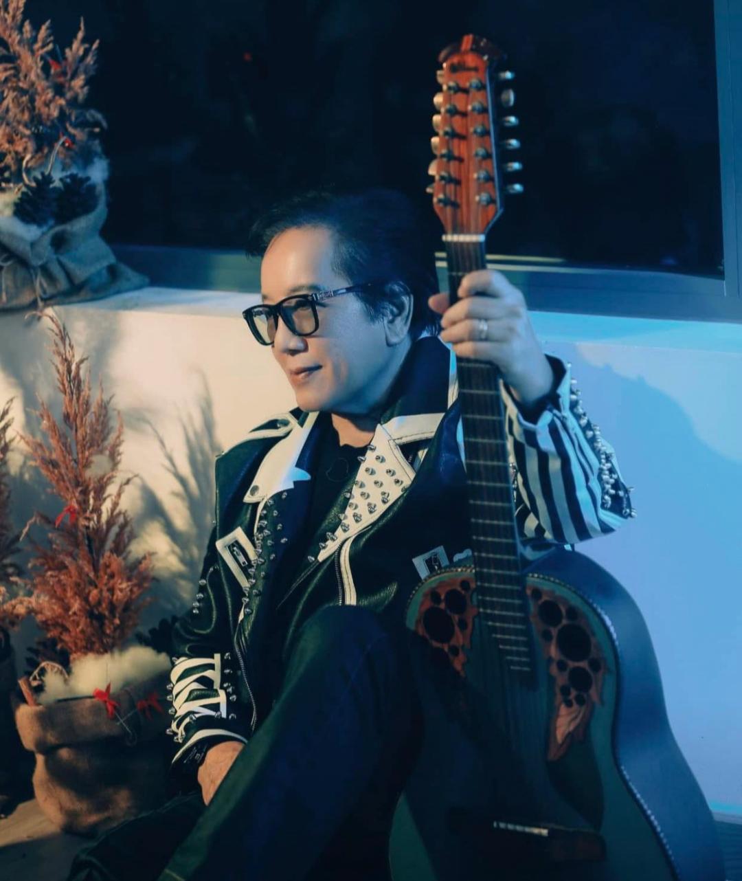 elvis Phuong1 “Giọng ca vượt thời gian” Elvis Phương ra mắt ca khúc mới ở tuổi 81