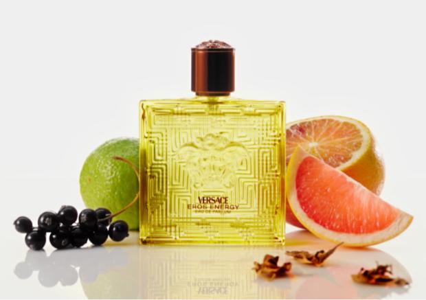 1. Ảnh 1 Versace Eros Collection: Sắc hương quyền lực cho mùa hè của quý ông