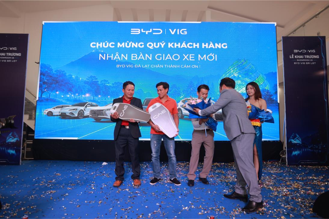 BYD Việt Nam 1 BYD Việt Nam khai trương hai showroom mới tại Hà Nội và Đà Lạt