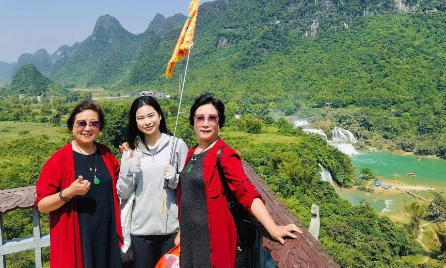 Chinese travelers explore Vietnam’s natural landscapes Agoda: Việt Nam ngày càng thu hút du khách Trung Quốc