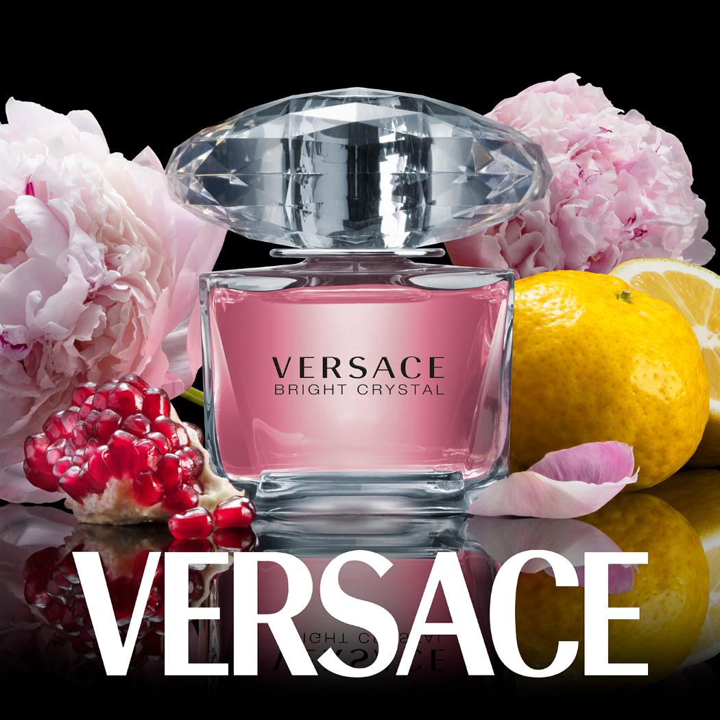 Versace Bright Crystal Versace Bright Crystal   Điệu phù hoa trong trẻo cho mùa hè rực rỡ