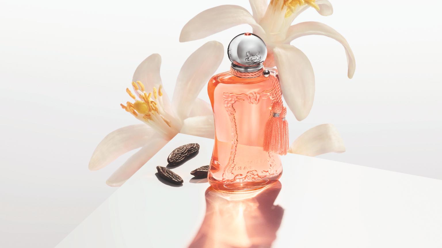 02 Athénaïs   Khi sự rạng rỡ được viết thành hương