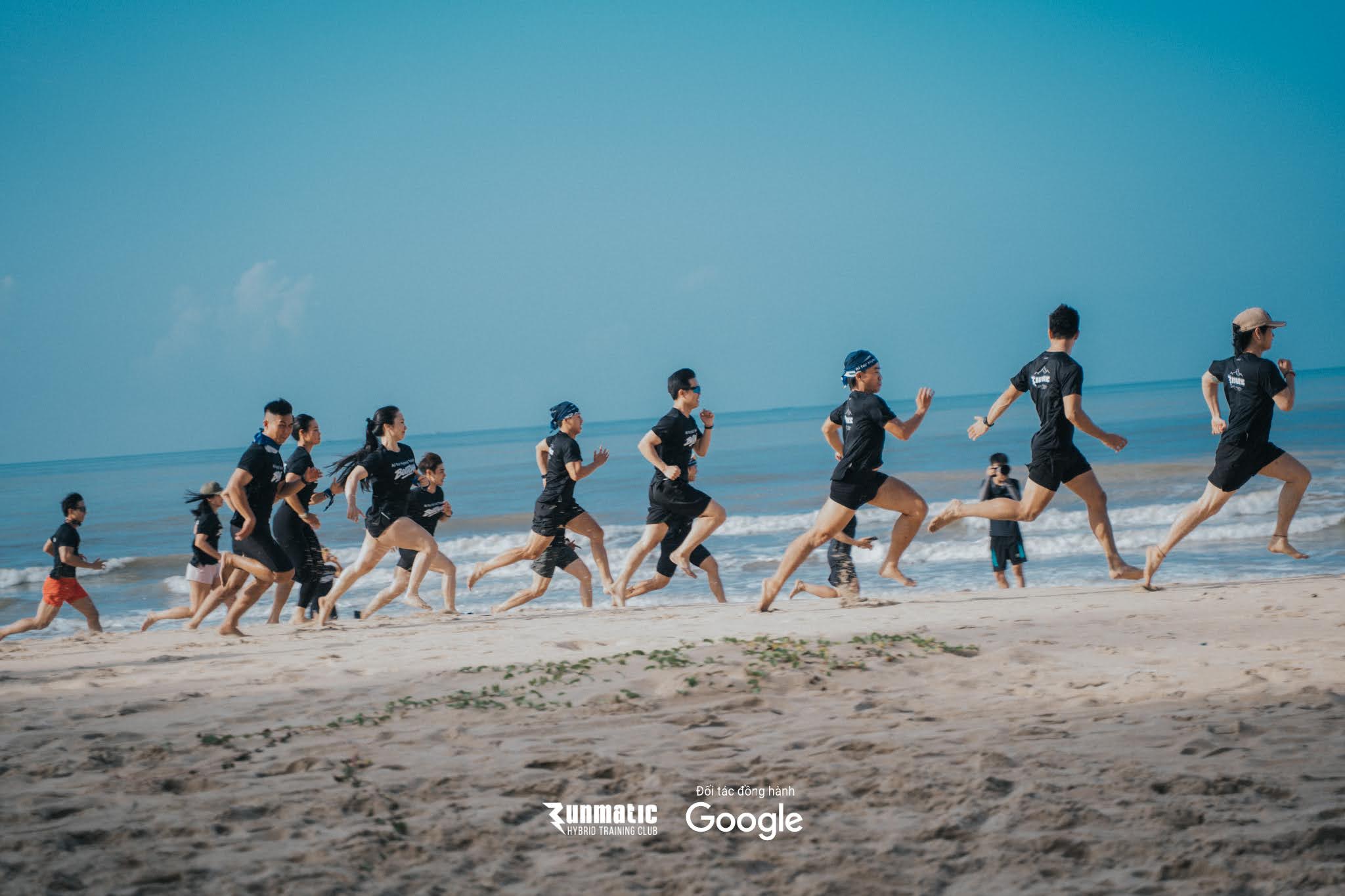Hoạt động Hybrid Training trên biển Runmatic kết hợp cùng Google Việt Nam: Lần đầu đưa AI vào huấn luyện Hybrid Training thực tế