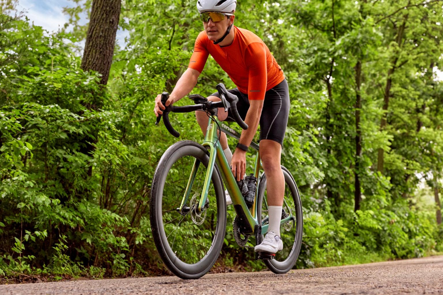 PIC 4 Garmin trình làng vòng đeo tay thông minh CIRQA: Nâng tầm sức khỏe, trọn đời không phí duy trì