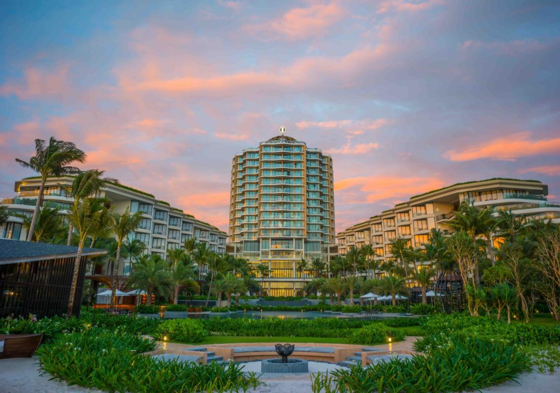 Copy of InterContinental Phu Quoc Long Beach Resort Resort Exterior InterContinental khẳng định vị thế thương hiệu khách sạn hạng sang tại Việt Nam