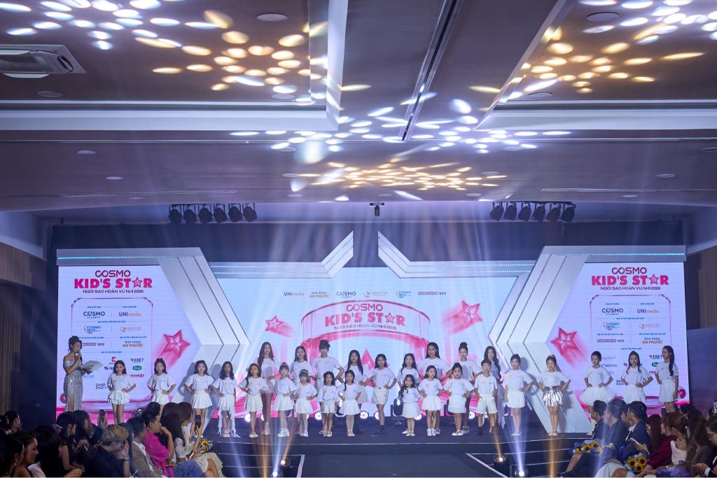 Cosmo Kid’s Star Ngôi Sao Hoàn Vũ Nhí 2026 3 Hà Kim Long và Isabella Galliano giành quán quân Cosmo Kids Star 2026