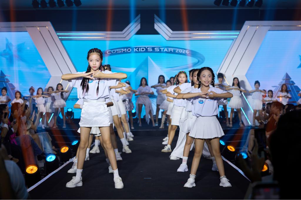 Cosmo Kid’s Star Ngôi Sao Hoàn Vũ Nhí 2026 6 Hà Kim Long và Isabella Galliano giành quán quân Cosmo Kids Star 2026