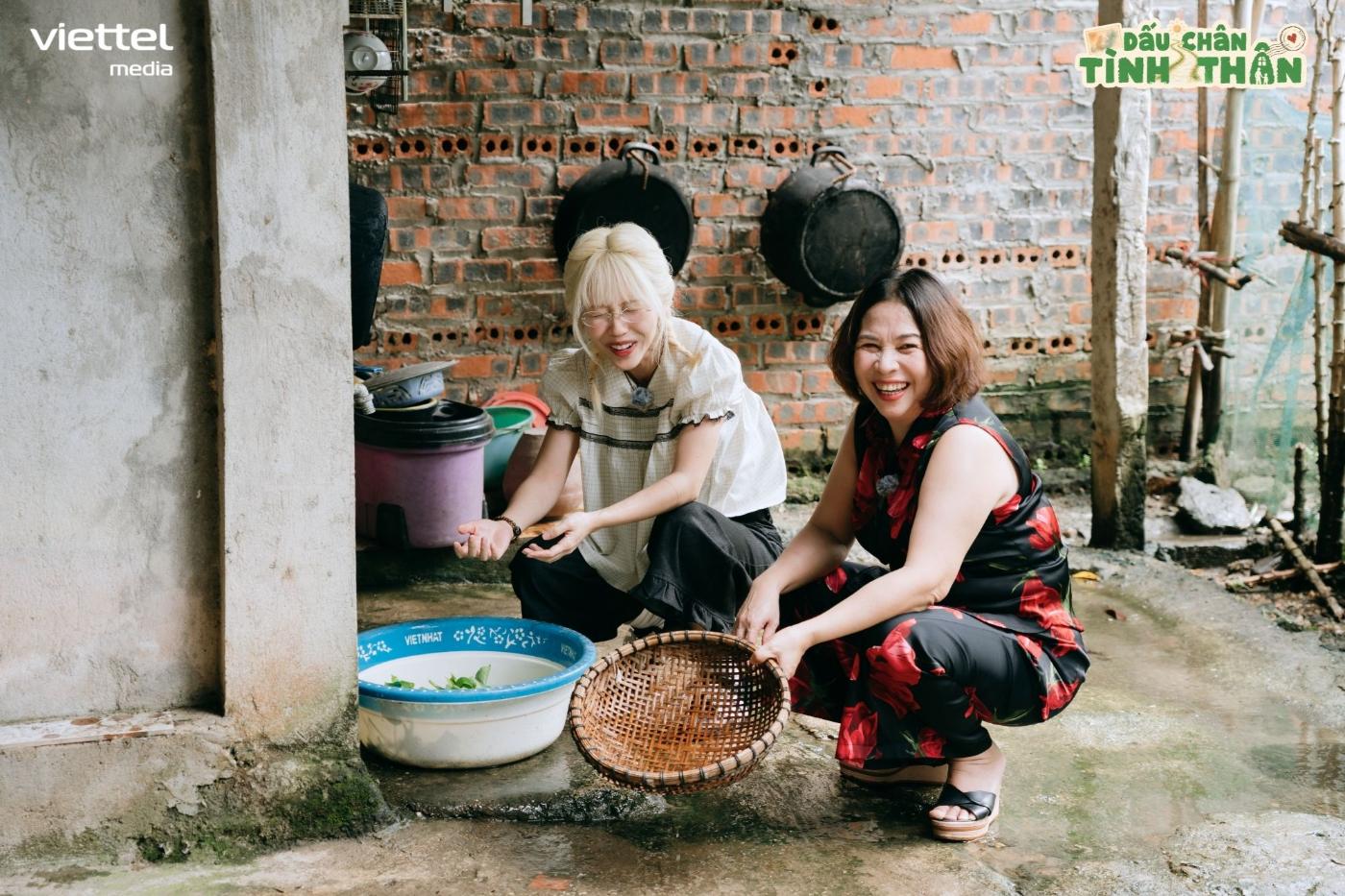 DCTT 8 Viettel Media ra mắt chương trình Dấu chân tình thân