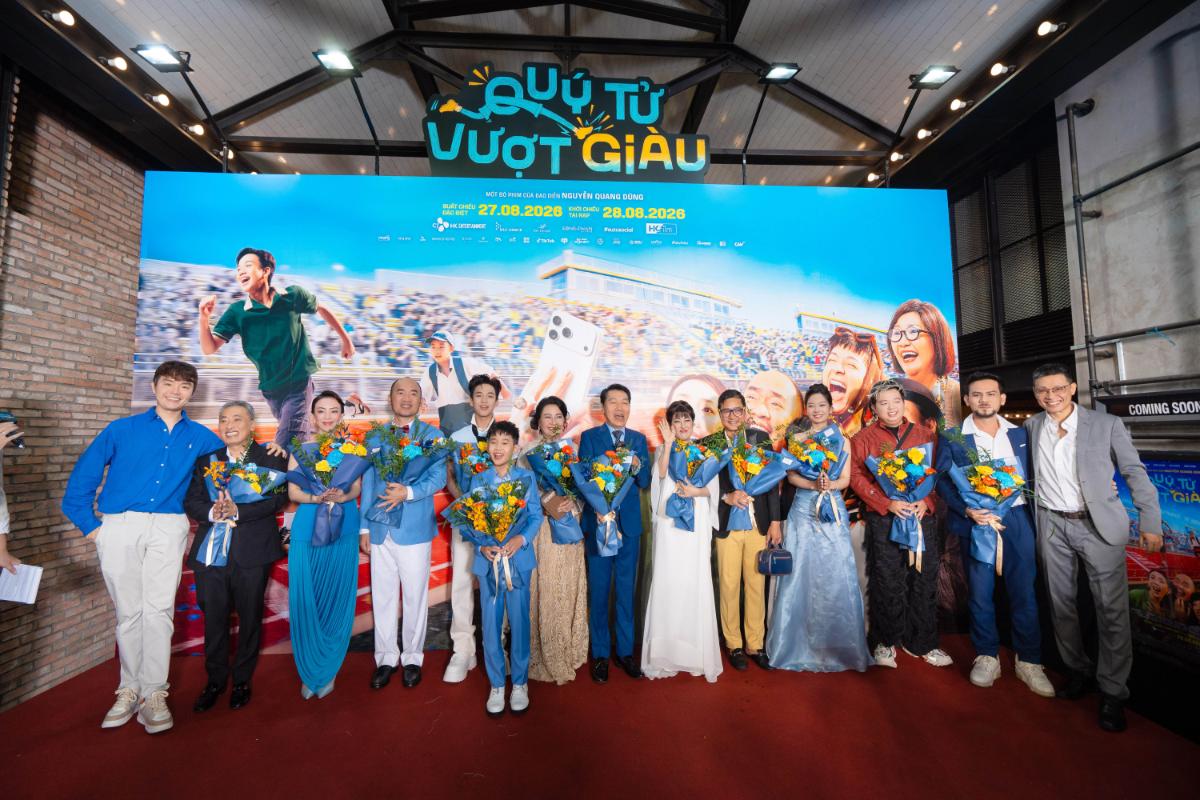 Quý Tử Vượt Giàu 1 Quý Tử Vượt Giàu chính thức ra mắt, dàn sao Việt lên đồ lộng lẫy đến chúc mừng