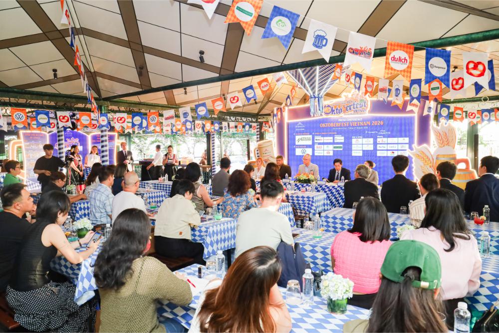 ảnh hop báo Oktoberfest Vietnam 2026 1 Khách sạn Windsor Plaza chính thức công bố Oktoberfest Vietnam 2026