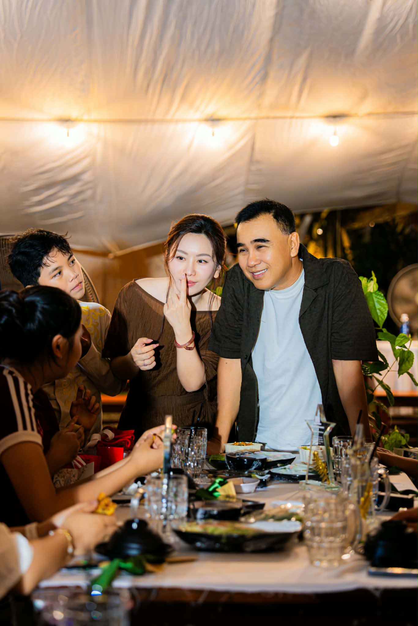  MC Anh Thơ tổ chức lễ tốt nghiệp đặc biệt nhân dịp Trung thu cho 17 bệnh nhi